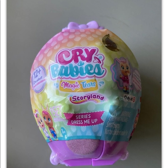 Cry Babies Magic Tears Storyland Dress Me Up Series Doll w/ 8 Accs NEW & SEALED - Picture 2 of 5